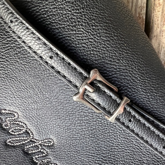 Wrangler Two-Tone Crossbody Bag - Picture 7 of 12